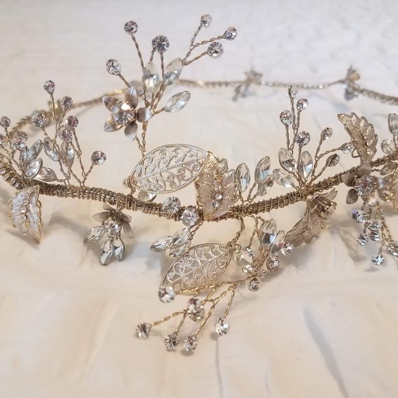 Gold Floral Headpiece - Picture 8 of 14